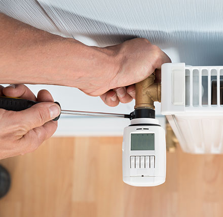 Enjoy total control of your home’s heating system with Controls and Thermostatic Radiator Valves (TRVs).
